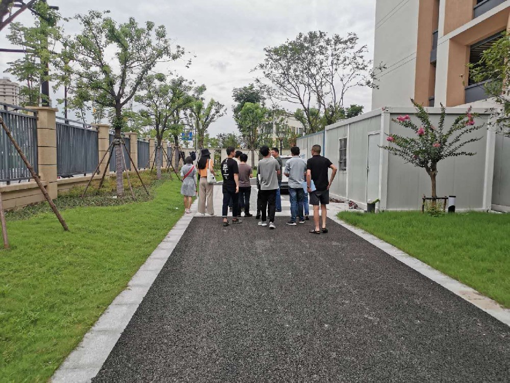 杭州經濟技術開發區幸福河小學雨水項目一次性順利通過海綿辦驗收